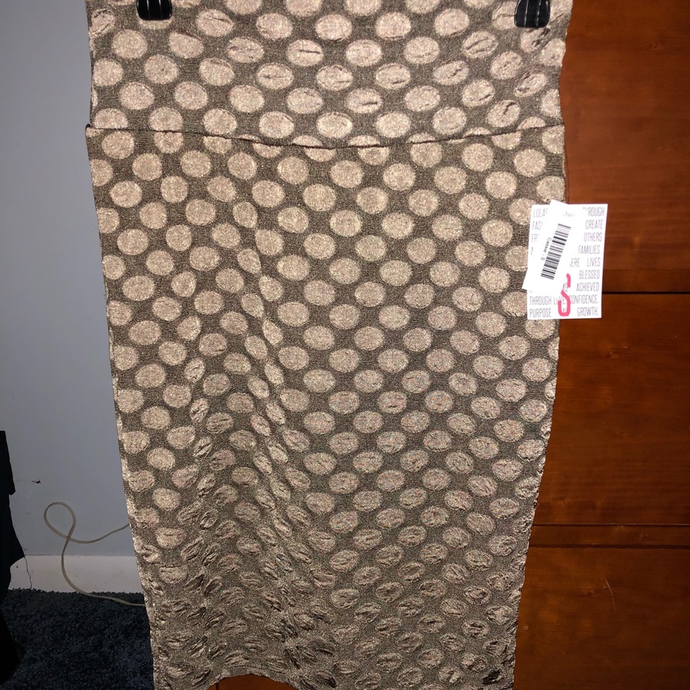 New LuLaRoe Cassie size Small